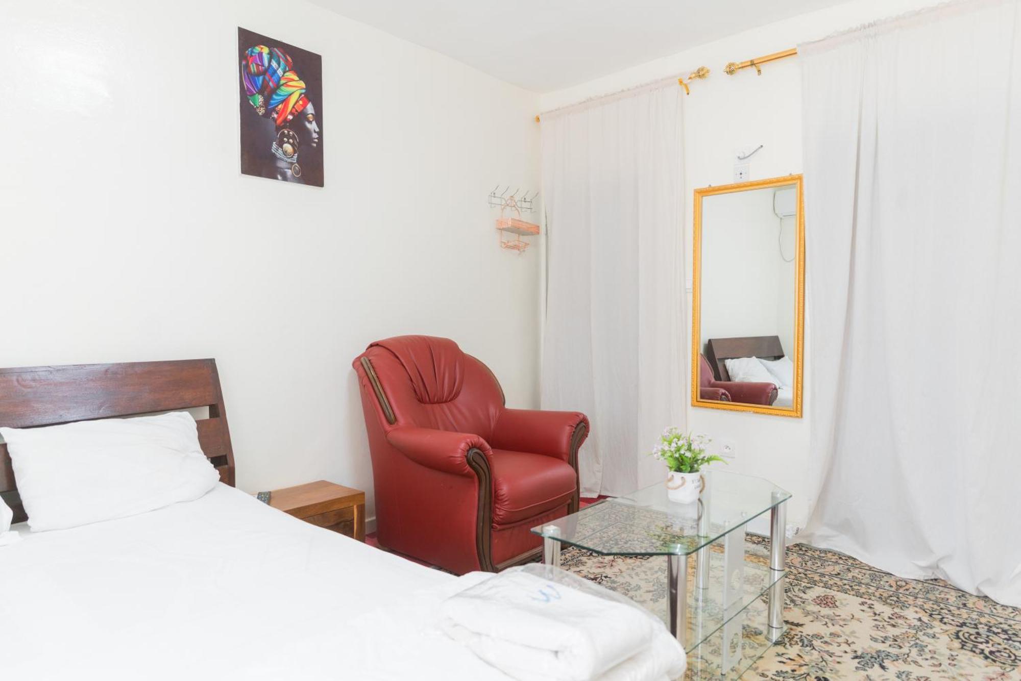 Residence Kane Diallo- Appartements Elegants Et Centraux A דקר מראה חיצוני תמונה